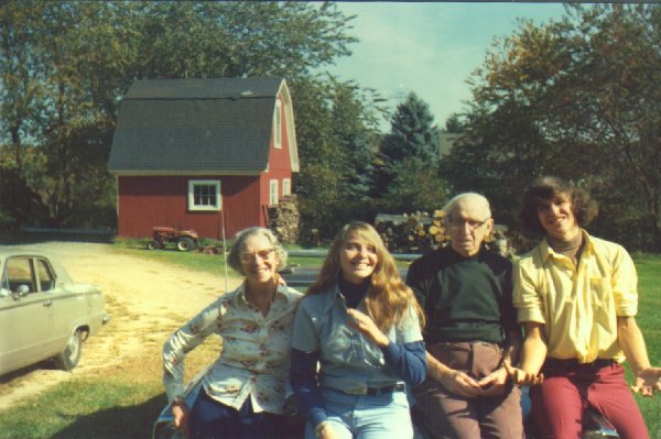 Billy & Nancy with grandparents